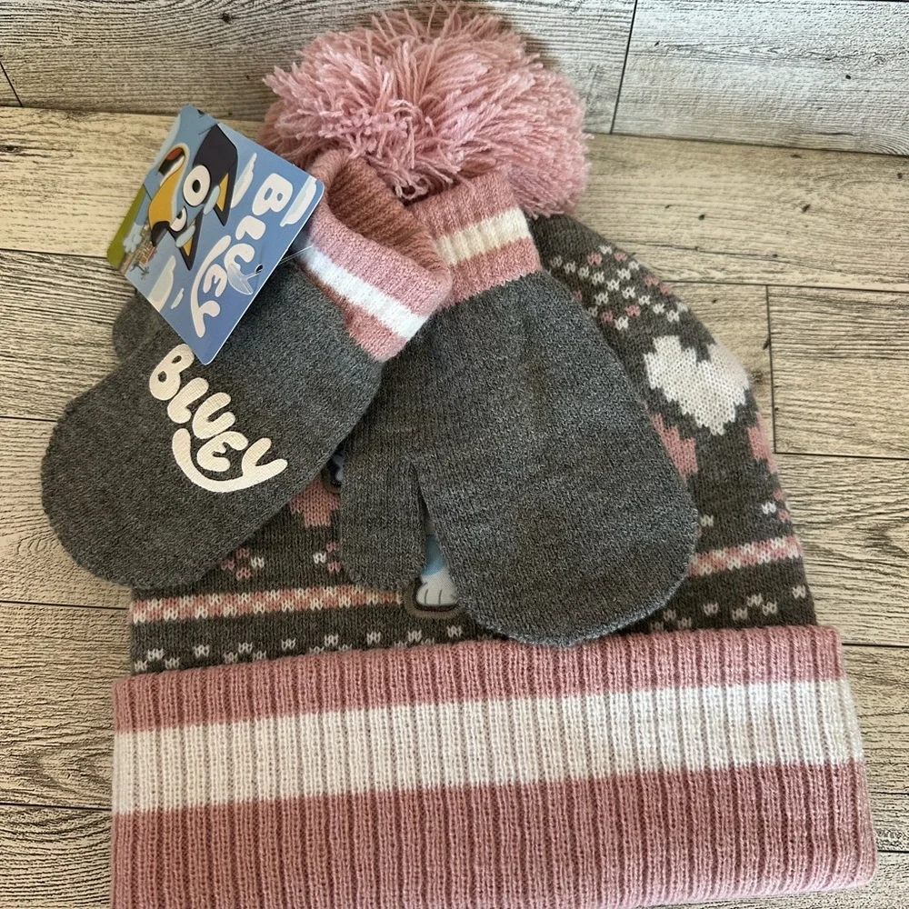 Bluey Gray and Pink Heart Knit Pom Pom Beanie with mittens